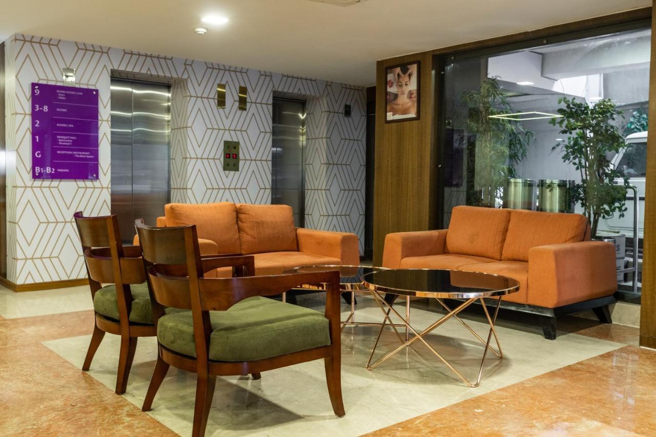 Hotel 3 BY OYO Nami Residency Ahmedabad Exterior foto